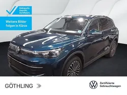 Nightshade blue metallic Gebraucht 2024 VW Tiguan Life SUV | 36.480 € (Guter Preis)