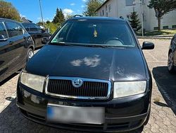 Schwarz Gebraucht 2003 Skoda Fabia Kombi | 900 € (Guter Preis)