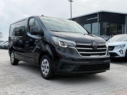 Schwarz Gebraucht 2024 Renault Trafic Van / Kleinbus | 34.990 € (Guter Preis)