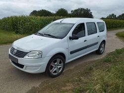 Weiß Gebraucht 2010 Dacia Logan MCV Ambiance Kombi | 2.250 € (Fairer Preis)