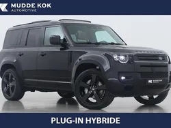 Schwarz Gebraucht 2024 Land Rover Defender Black Edition SUV | 91.900 € (Fairer Preis)
