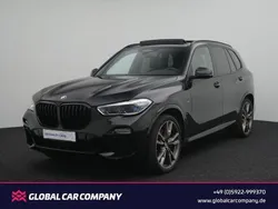 Black sapphire metallic Gebraucht 2020 BMW X5 M50 Comfort Edition SUV | 45.950 € (Etwas zu teuer)