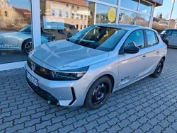 Grau Gebraucht 2024 Opel Corsa Basis Limousine | 17.890 € (Fairer Preis)