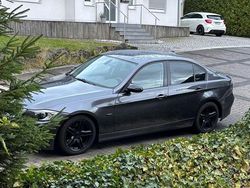 Grau Gebraucht 2007 BMW 325 M Sport Limousine | 8.500 € (Fairer Preis)