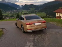 Beige Gebraucht 2021 Audi A8 Advanced Limousine | 47.499 € (Guter Preis)