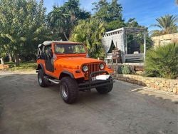 Orange Gebraucht 1978 Jeep CJ | 24.500 €