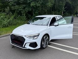 Weiß Gebraucht 2020 Audi A3 S-Line Limousine | 21.000 € (Fairer Preis)