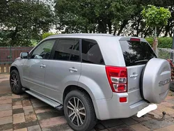 Silber Gebraucht 2008 Suzuki Grand Vitara SUV | 6.900 € (Etwas zu teuer)