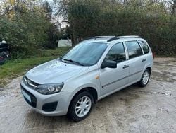 Silber Gebraucht 2015 Lada Kalina Kombi | 1.999 € (Fairer Preis)
