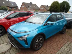 Blau Gebraucht 2023 Hyundai Bayon SUV | 23.400 € (Fairer Preis)