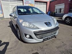 Silber Gebraucht 2012 Peugeot 207 Limousine | 3.799 € (Fairer Preis)