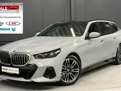 Brooklyn grau metallic Gebraucht 2024 BMW 520 M Sport Kombi | 55.890 € (Fairer Preis)