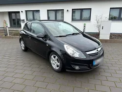 Schwarz Gebraucht 2009 Opel Corsa Kleinwagen | 1.800 € (Guter Preis)