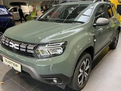 Grau Gebraucht 2023 Dacia Duster Journey SUV | 23.290 € (Fairer Preis)