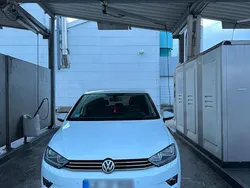 Weiß Gebraucht 2015 VW Golf Sportsvan Van / Kleinbus | 9.000 € (Etwas zu teuer)