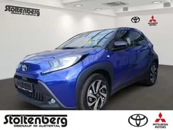 Juniper blue (8y8)/ black mica Neu 2025 Toyota Aygo Team Kleinwagen | 18.490 €
