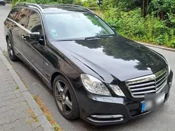 Schwarz Gebraucht 2010 Mercedes E200 Avantgarde Kombi | 8.900 € (Guter Preis)