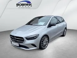 Silber Gebraucht 2020 Mercedes B250 Van / Kleinbus | 28.540 € (Fairer Preis)