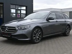 Grau Gebraucht 2021 Mercedes E200 Avantgarde Limousine | 30.900 € (Superpreis)