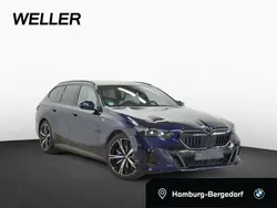 Tansanitblau ii (blau) Gebraucht 2024 BMW 520 M Sport Kombi | 59.990 € (Etwas zu teuer)
