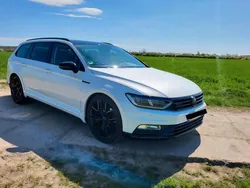Weiß Gebraucht 2016 VW Passat Alltrack Kombi | 11.499 €