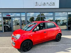 Rot Gebraucht 2016 Renault Twingo Life Kleinwagen | 7.970 € (Etwas zu teuer)
