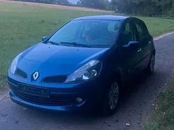 Blau Gebraucht 2007 Renault Clio II Dynamique Limousine | 2.490 € (Fairer Preis)