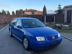 Blau Gebraucht 1999 VW Bora Limousine | 3.299 € (Teuer)