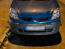 Blau Gebraucht 2003 Renault Kangoo Van / Kleinbus | 1.200 €
