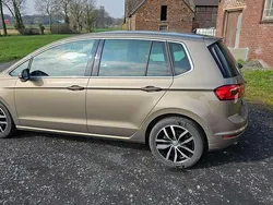 Gold Gebraucht 2015 VW Golf VII Highline Kombi | 11.950 € (Guter Preis)