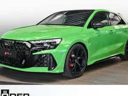 Kyalamigrün Neu 2025 Audi RS3 Sportback Sport Kleinwagen | 87.490 €