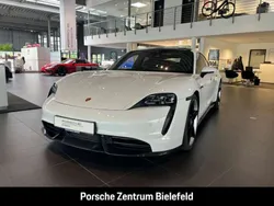 Weiß Gebraucht 2023 Porsche Taycan Turbo S Limousine | 114.900 € (Guter Preis)