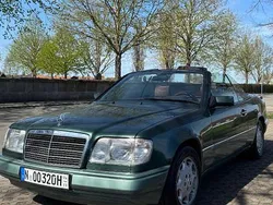 Grün Gebraucht 1993 Mercedes E320 Sportline Cabrio | 39.999 €