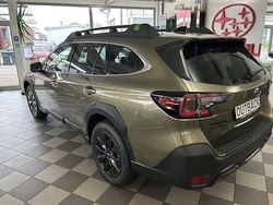 Grün Neu 2025 Subaru Outback Exclusive+ SUV | 42.100 € (Superpreis)