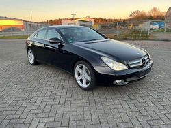 Schwarz Gebraucht 2009 Mercedes CLS300 Edition Coupé | 9.999 €