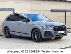 Grau Gebraucht 2023 Audi Q7 Competition SUV | 72.900 € (Fairer Preis)