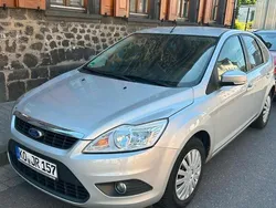 Silber Gebraucht 2009 Ford Focus Limousine | 3.000 € (Fairer Preis)