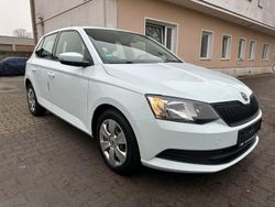 Weiß Gebraucht 2017 Skoda Fabia Cool Edition Kleinwagen | 6.499 € (Guter Preis)