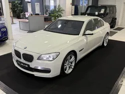 Weiß Gebraucht 2012 BMW 750 M Sport Limousine | 21.900 € (Etwas zu teuer)