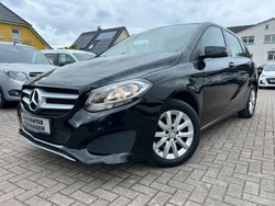 Schwarz Gebraucht 2015 Mercedes B200 Van / Kleinbus | 8.499 € (Fairer Preis)
