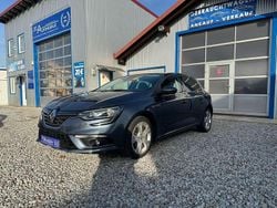 Titangrau Gebraucht 2016 Renault Mégane III Intens Limousine | 9.900 € (Fairer Preis)