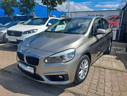 Silber Gebraucht 2016 BMW 218 Active Tourer Basis Van / Kleinbus | 14.950 € (Fairer Preis)