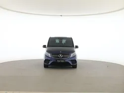 Blau Gebraucht 2023 Mercedes V300 Edition Van / Kleinbus | 66.900 € (Teuer)