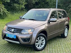 Braun Gebraucht 2014 Suzuki Grand Vitara SUV | 9.990 € (Fairer Preis)