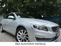 Bright silver Gebraucht 2014 Volvo S60 Momentum Limousine | 12.990 € (Fairer Preis)
