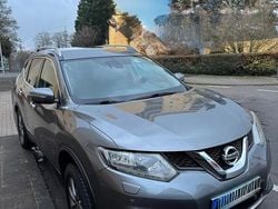 Grau Gebraucht 2014 Nissan X-Trail SUV | 10.500 € (Fairer Preis)