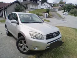 Silber Gebraucht 2007 Toyota RAV4 SUV | 4.200 €