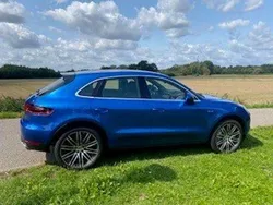 Blau Gebraucht 2017 Porsche Macan S SUV | 44.900 € (Fairer Preis)