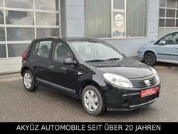 Schwarz Gebraucht 2012 Dacia Sandero Kleinwagen | 4.490 € (Fairer Preis)