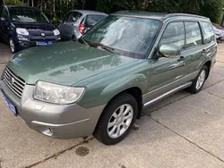 Grün Gebraucht 2006 Subaru Forester SUV | 9.990 €